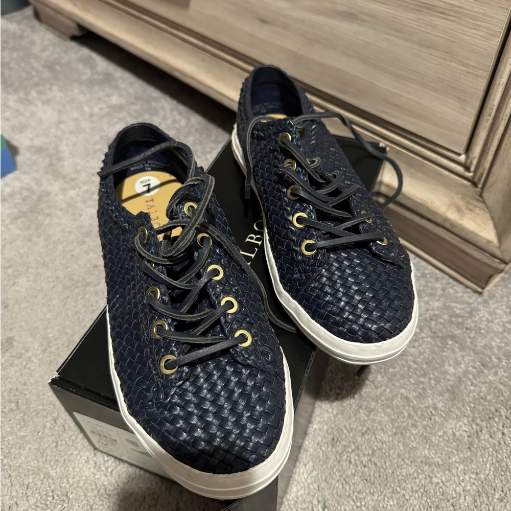 Size 7 Talbots sneakers